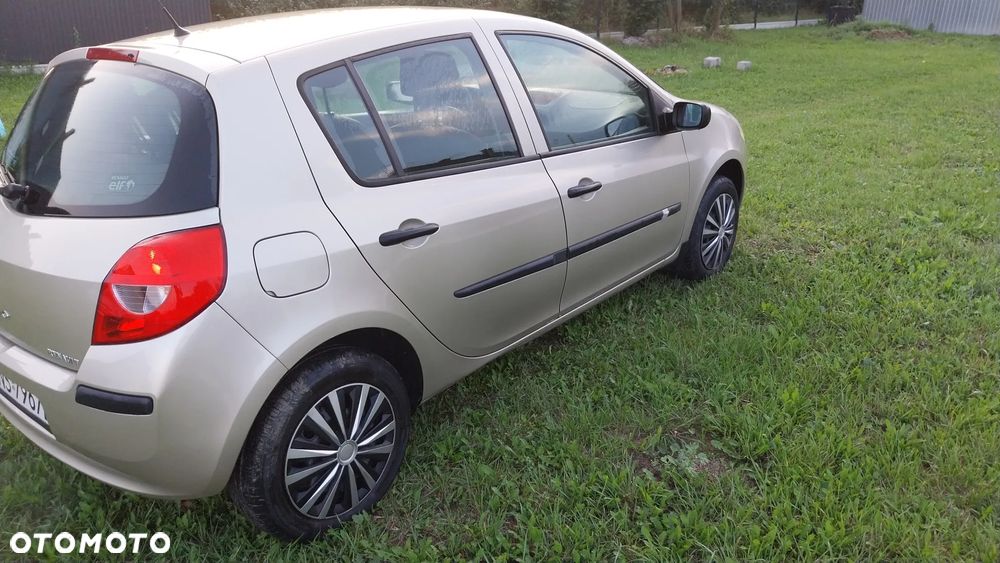 Renault Clio - 3