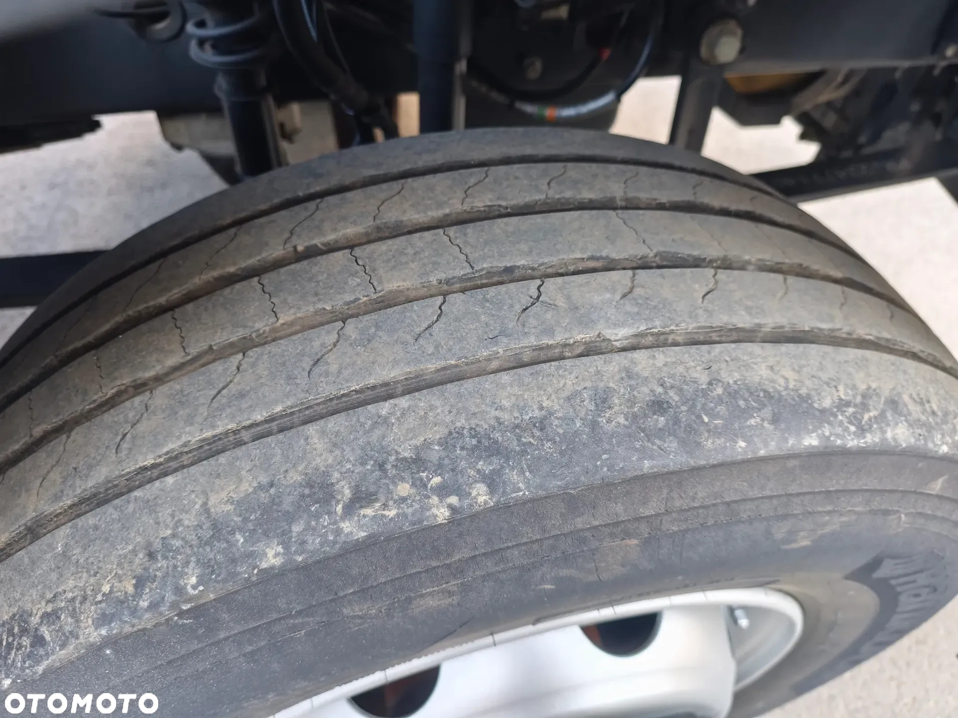 Renault Gama D 16.250  rama do zabudowy poduszka blokada mostu - 8