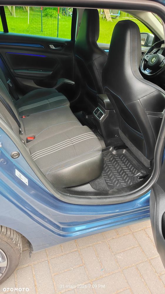 Renault Megane 1.6 TCe GT EDC - 9