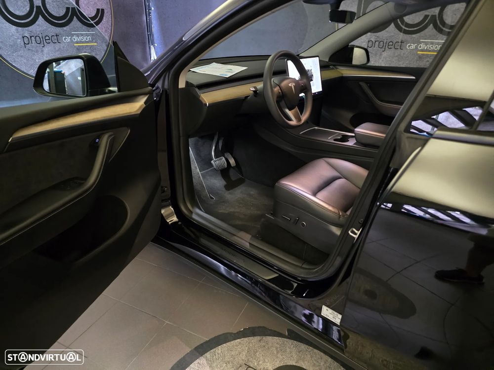 Tesla Model Y Tração Traseira - 13