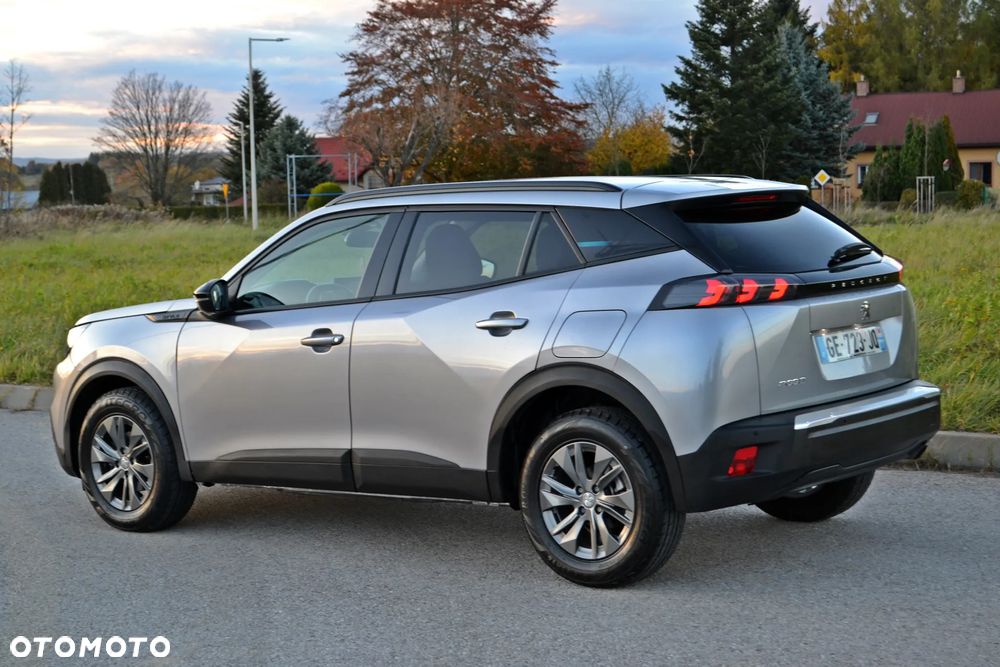 Peugeot 2008 - 4