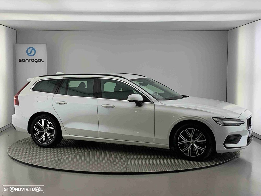 Volvo V60 2.0 B4 Core Auto - 1
