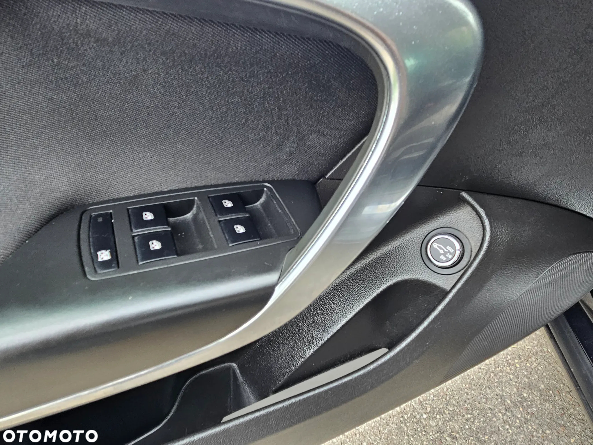 Opel Insignia 2.0 CDTI Active - 22