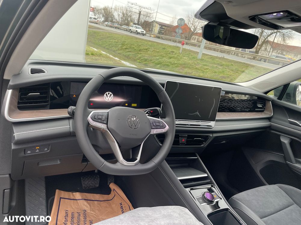 Volkswagen Tayron 1.5 eHybrid OPF DSG Elegance - 8