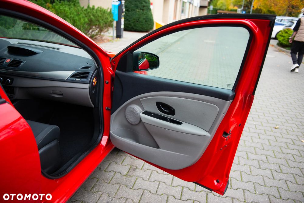 Renault Megane 1.6 16V 110 Dynamique - 24