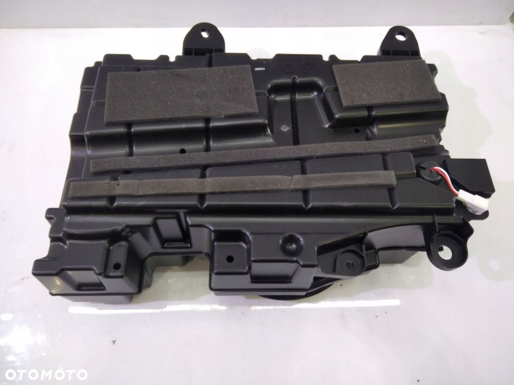 LEXUS RX 450H SUBWOOFER 86150-48030 - 2