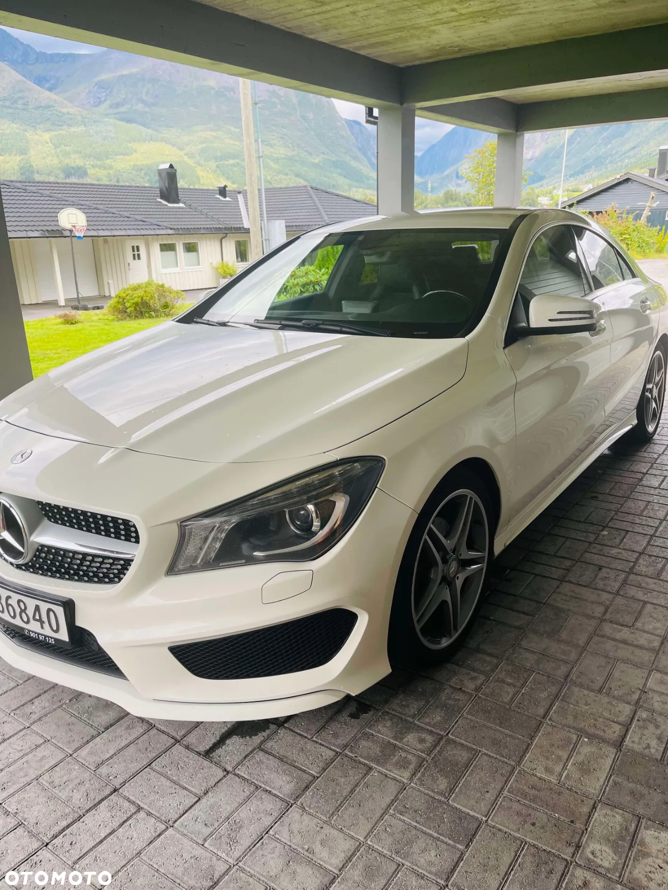 Mercedes-Benz CLA 180 7G-DCT AMG Line - 2