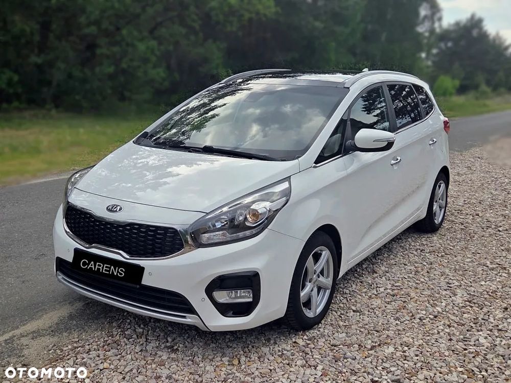 Kia Carens 1.7 CRDi M 7os - 1