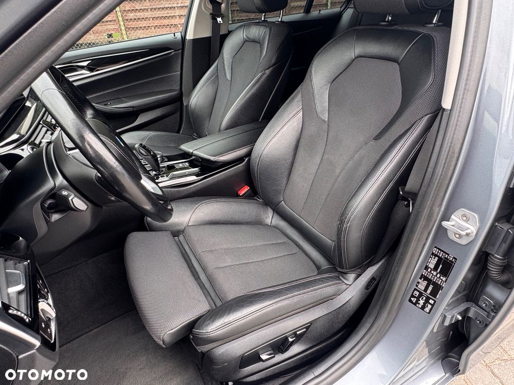 BMW Seria 5 520d xDrive Sport Line sport - 18