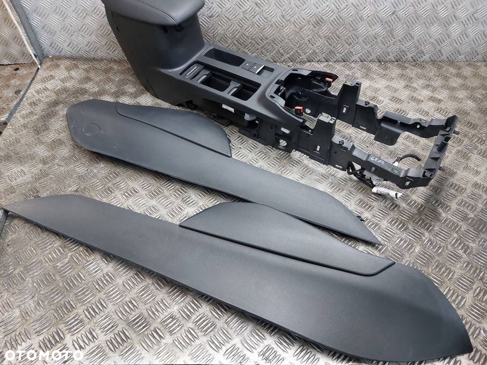 TUNEL ŚRODKOWY PODŁOKIETNIK FORD FOCUS MK4 EU EUROPA JX7B-A044E06 - 2