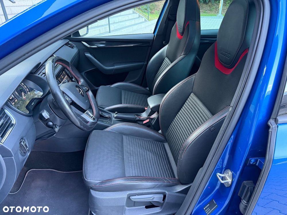 Skoda Octavia 2.0 TDI DSG RS - 18
