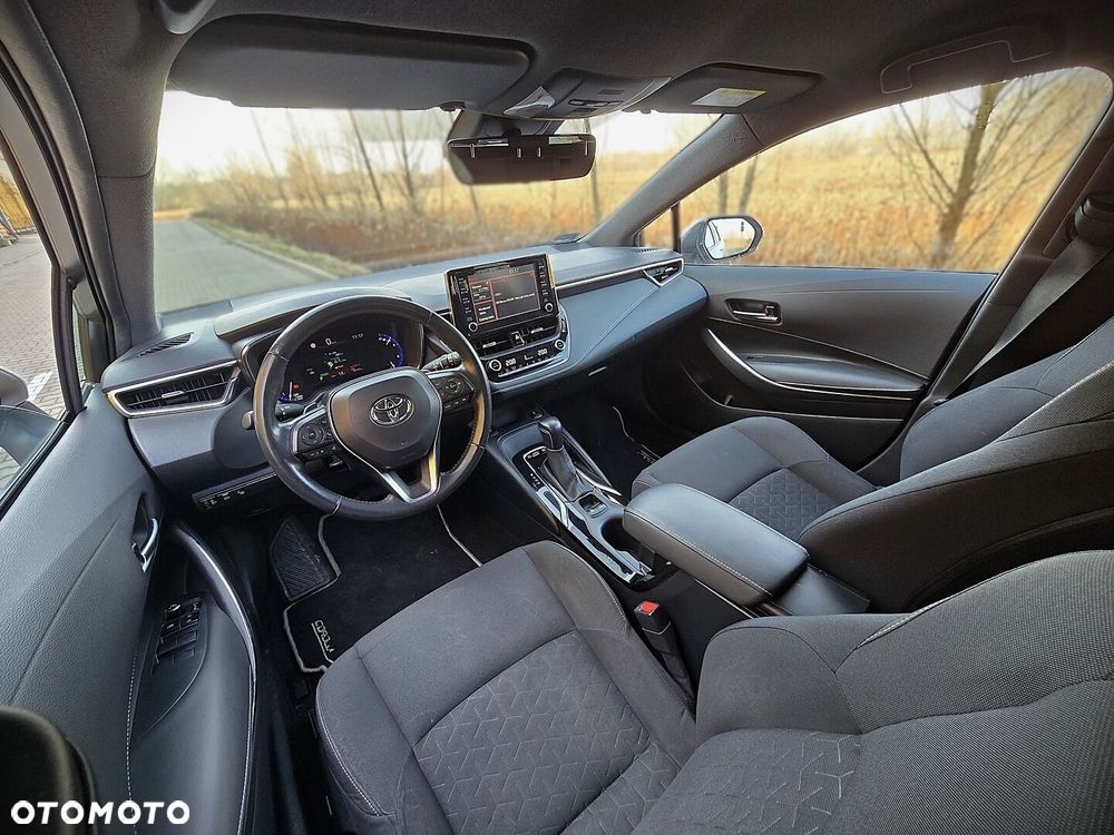Toyota Corolla 2.0 Hybrid Comfort - 6