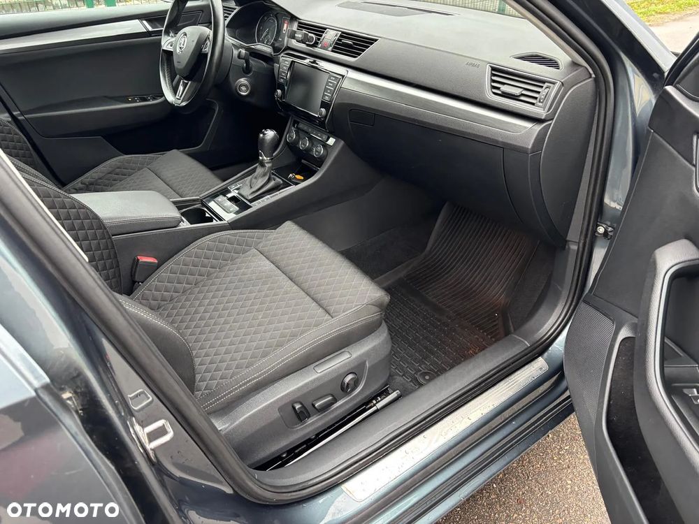 Skoda Superb 2.0 TDI Style DSG7 - 13