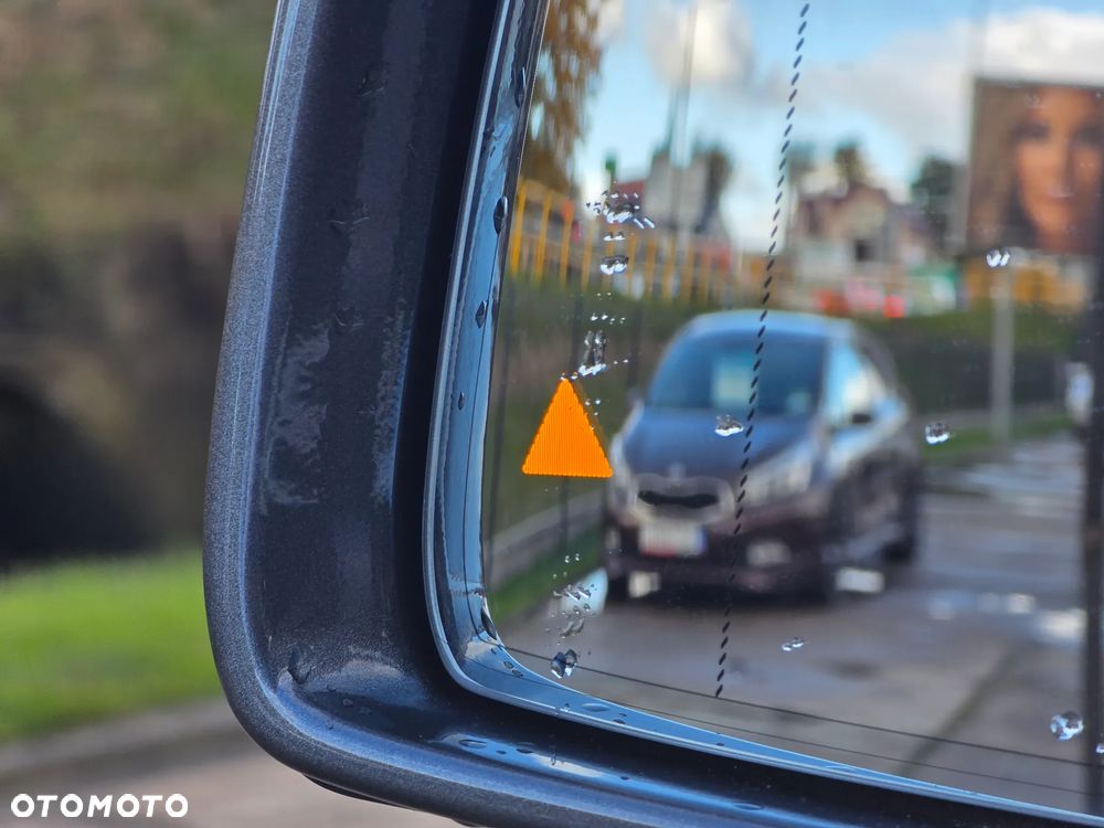 Mercedes-Benz GLE - 24