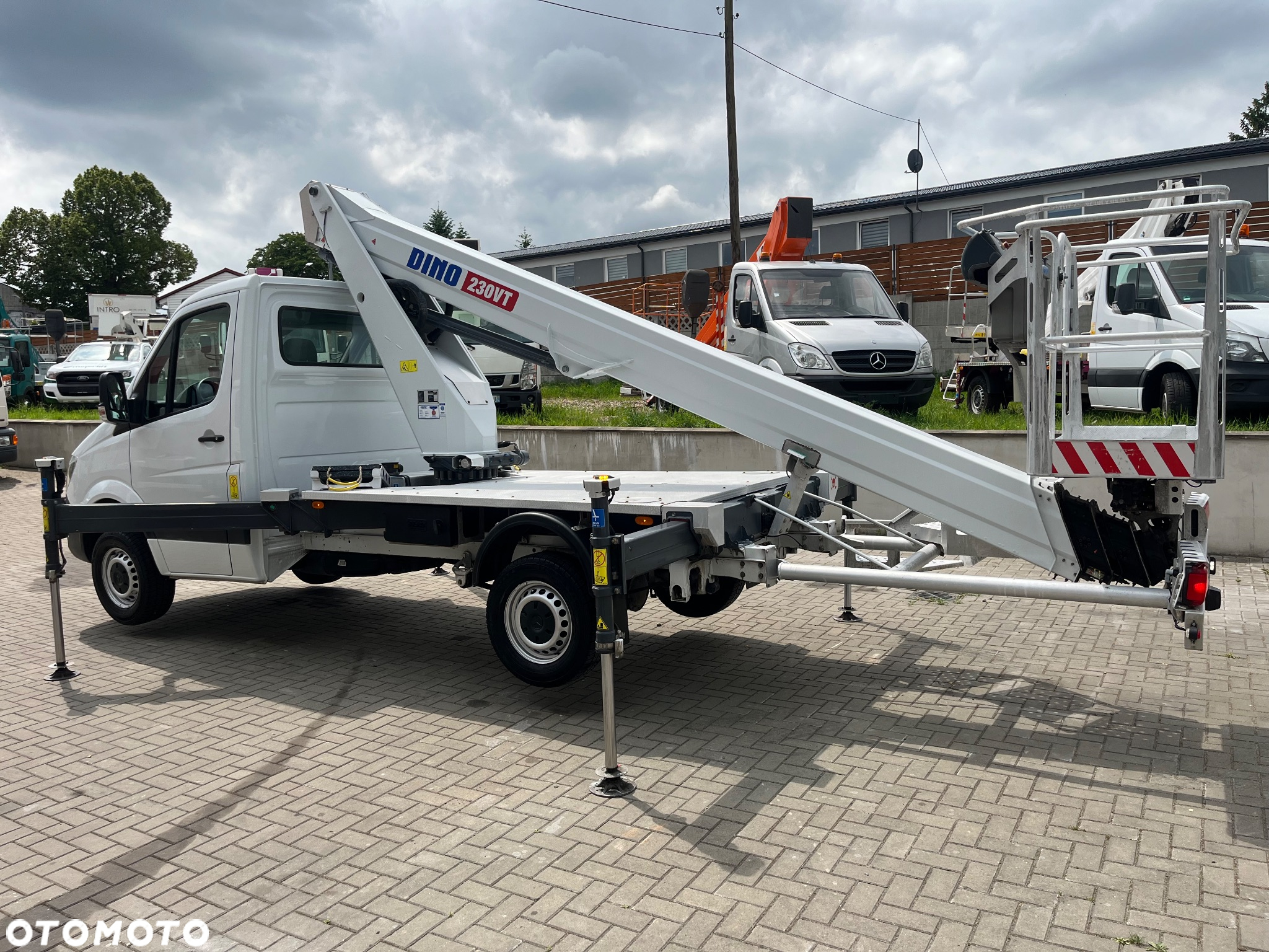 Mercedes-Benz Podnośnik Koszowy Zwyżka Dino 230VT 23 metry 15 metrów bok Mega zasięgi!! Jak Ruthmann Wumag Gsr Sterowanie z Pilota !! - 22
