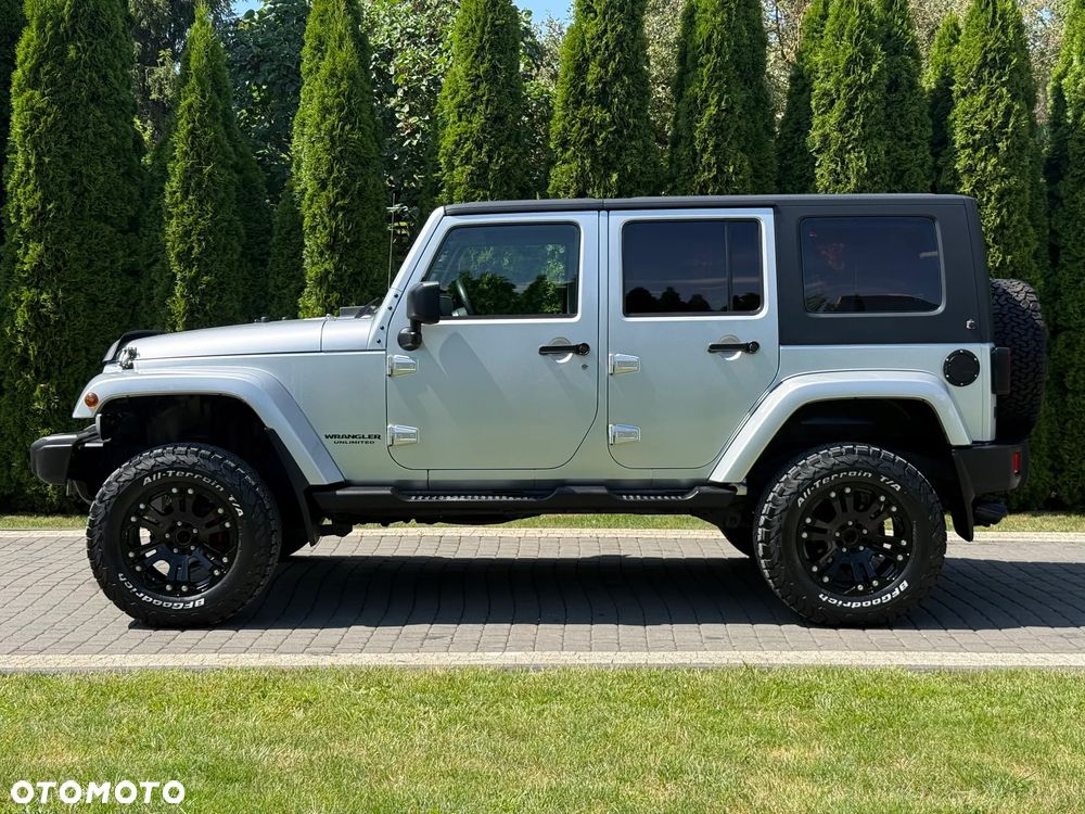 Jeep Wrangler Unlimited 3.8 Sahara - 5