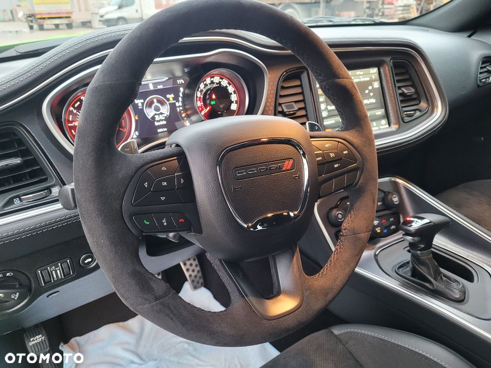 Dodge Challenger Automatik R/T Plus Scat Pack - 14