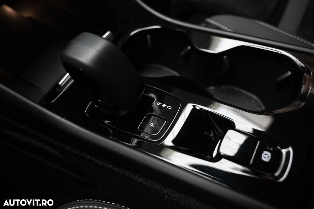 Volvo XC 40 T5 Recharge DKG Plus Dark - 14