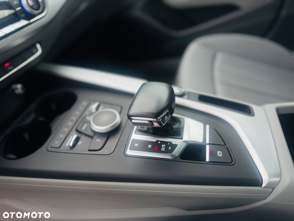 Audi A4 Avant 35 TDI S tronic design - 9