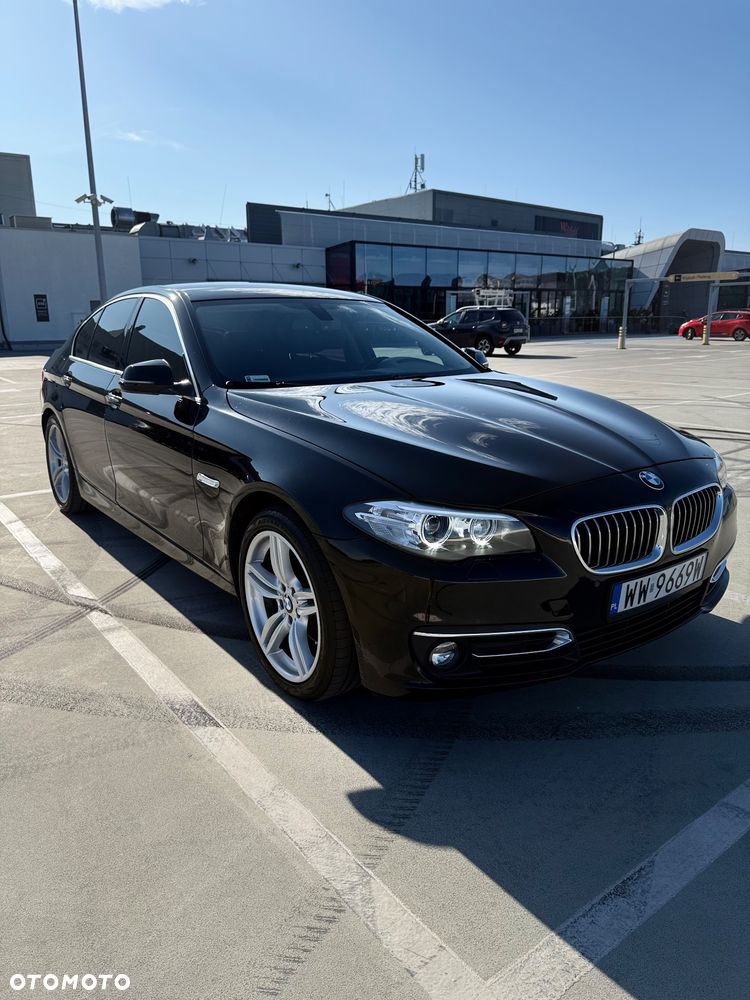 BMW Seria 5 520d Luxury Line - 8