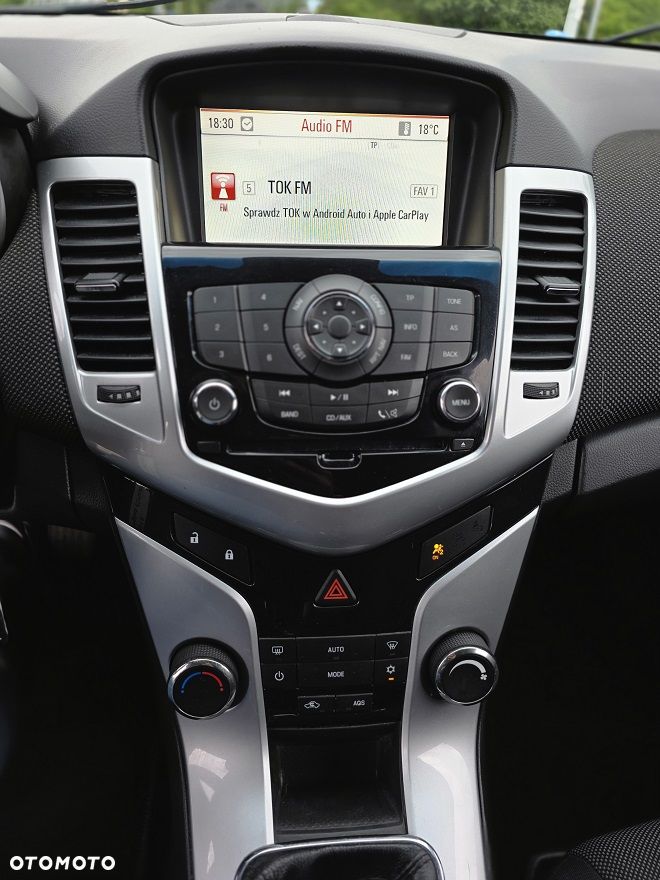 Chevrolet Cruze 1.4T LT+ - 30