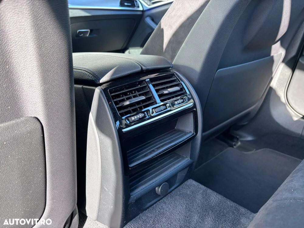 BMW Seria 5 530e iPerformance Aut. - 29