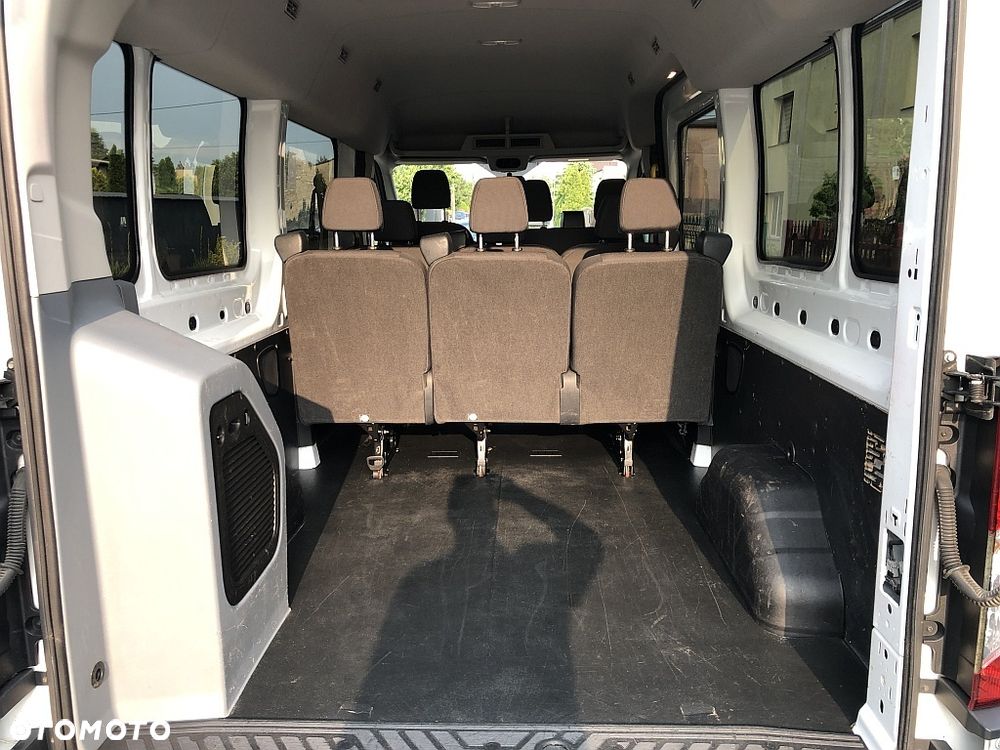 Ford Transit Kombi L3H2 Limited - 14