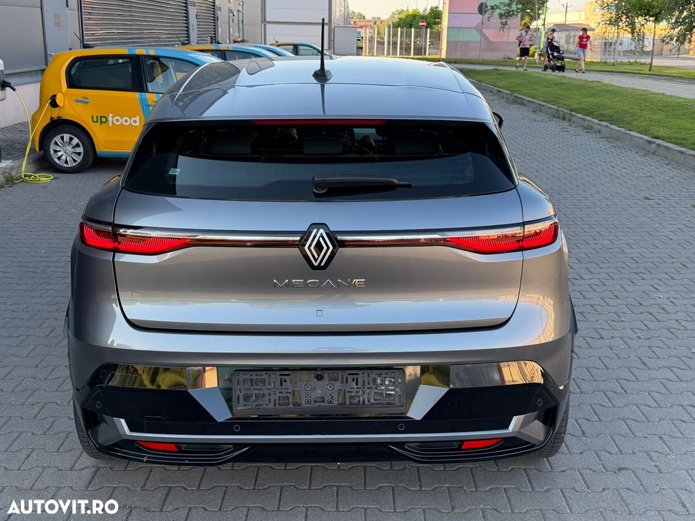 Renault Megane E-TECH 60 kWh 220 CP Iconic - 7