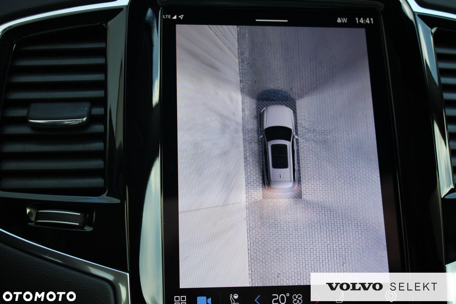 Volvo XC 90 - 16