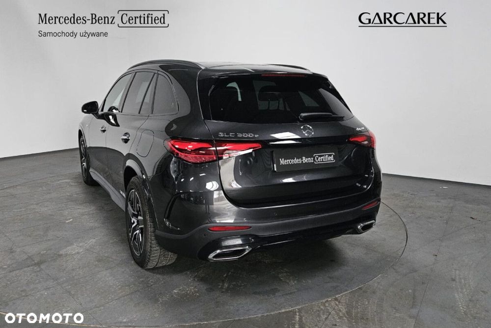 Mercedes-Benz GLC - 4