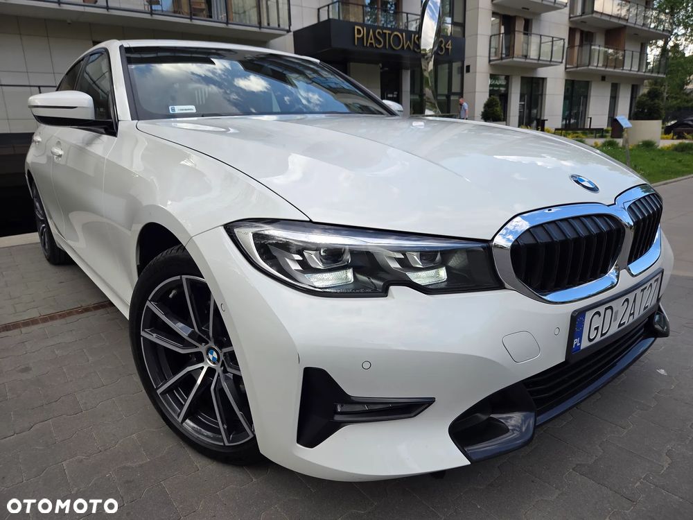 BMW Seria 3 320i xDrive - 15