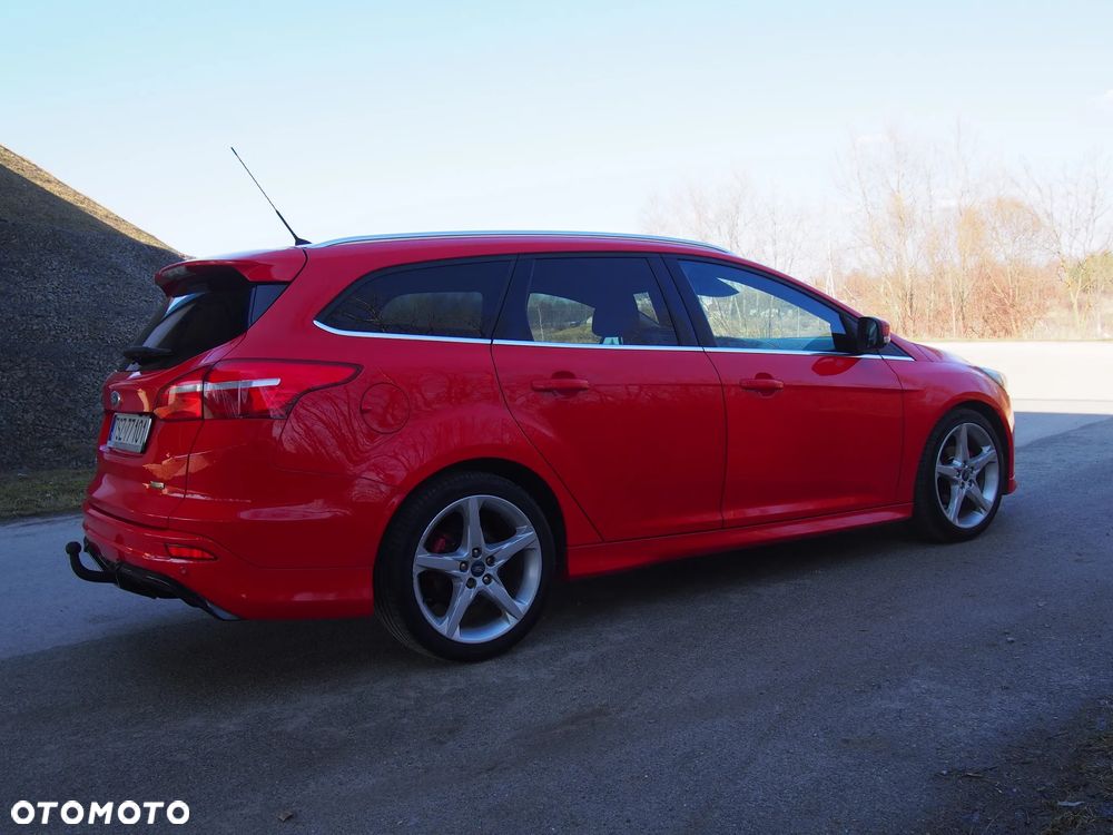 Ford Focus 1.0 EcoBoost ST-Line Red ASS - 15