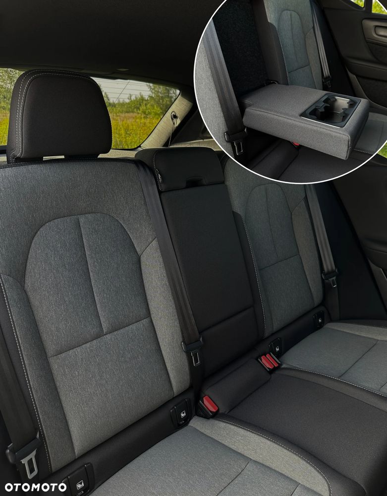 Volvo XC 40 T4 Recharge DKG Inscription Expression - 35