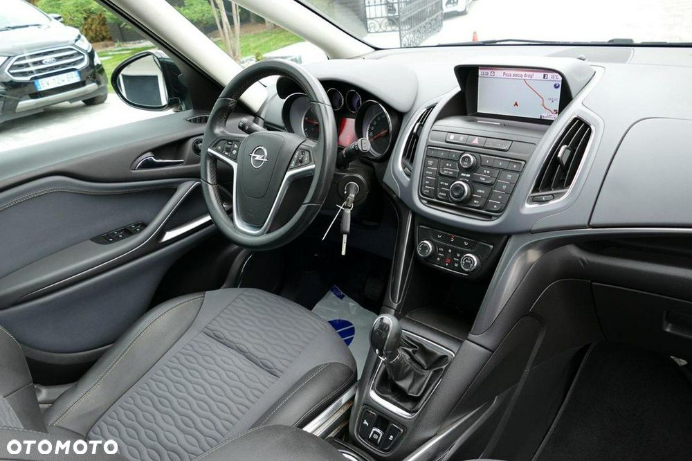 Opel Zafira - 27