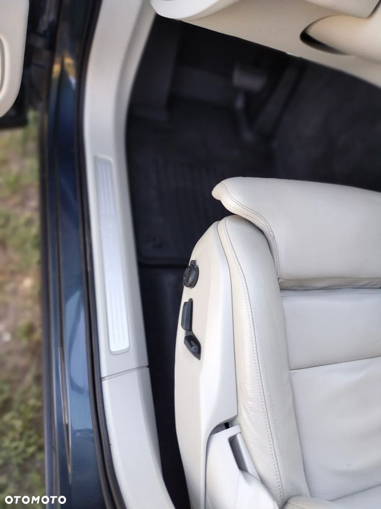 Volvo XC 60 B4 D Geartronic Inscription - 12