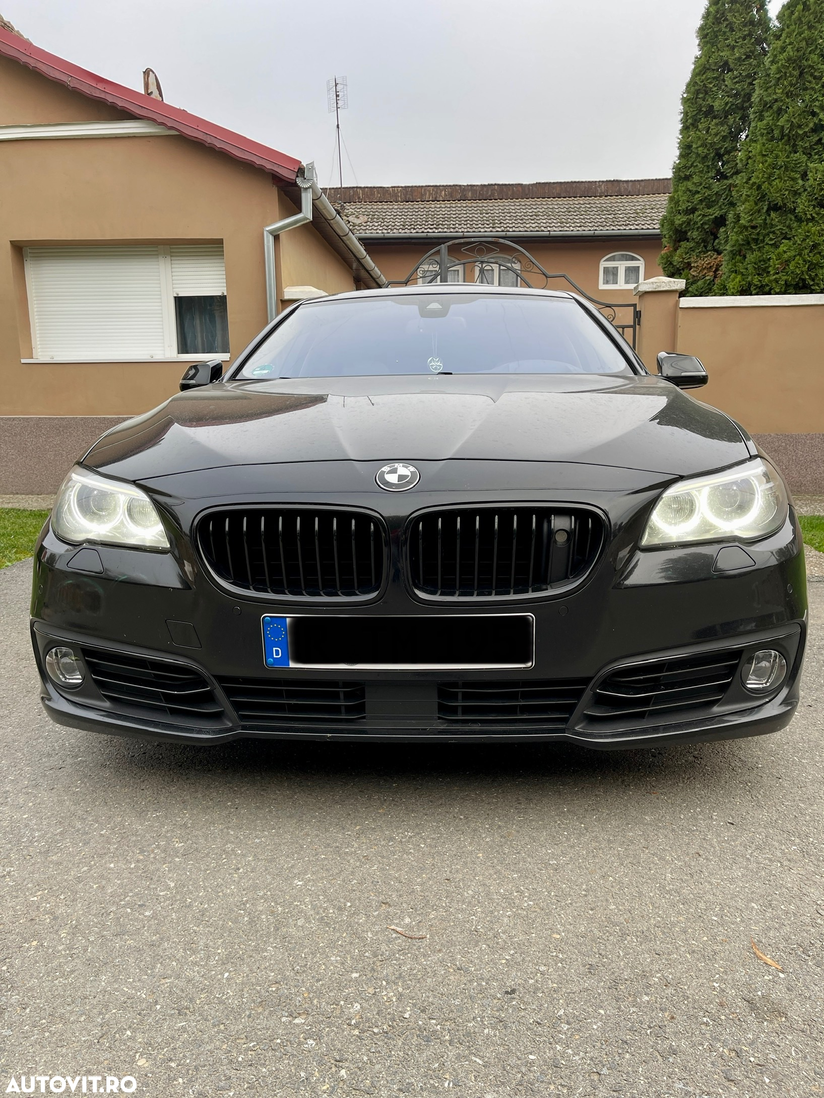 BMW Seria 5 535d xDrive - 12