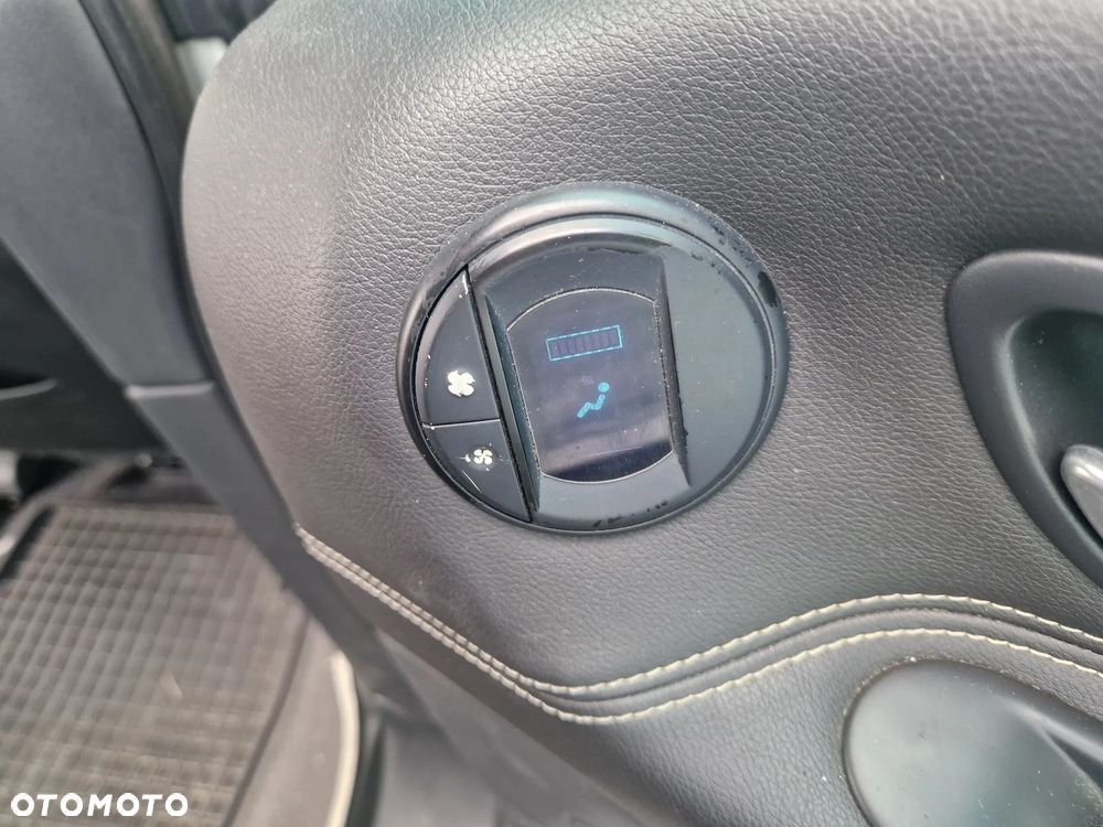 Renault Espace 2.0 dCi FAP Privilege - 25