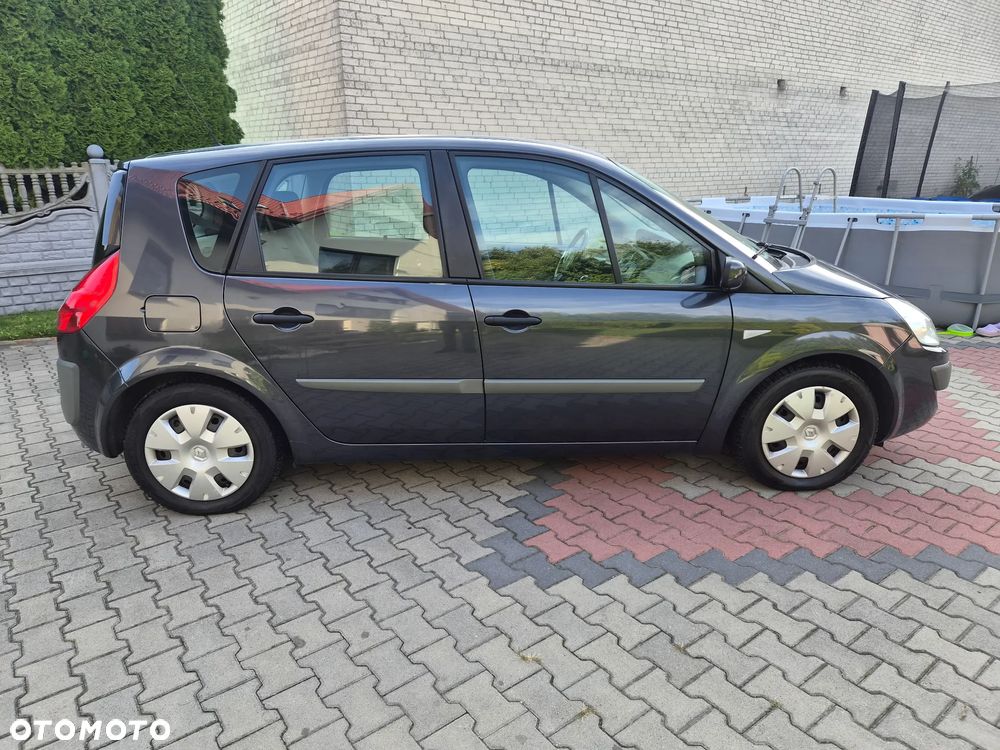 Renault Scenic 2.0 16V Expression - 9