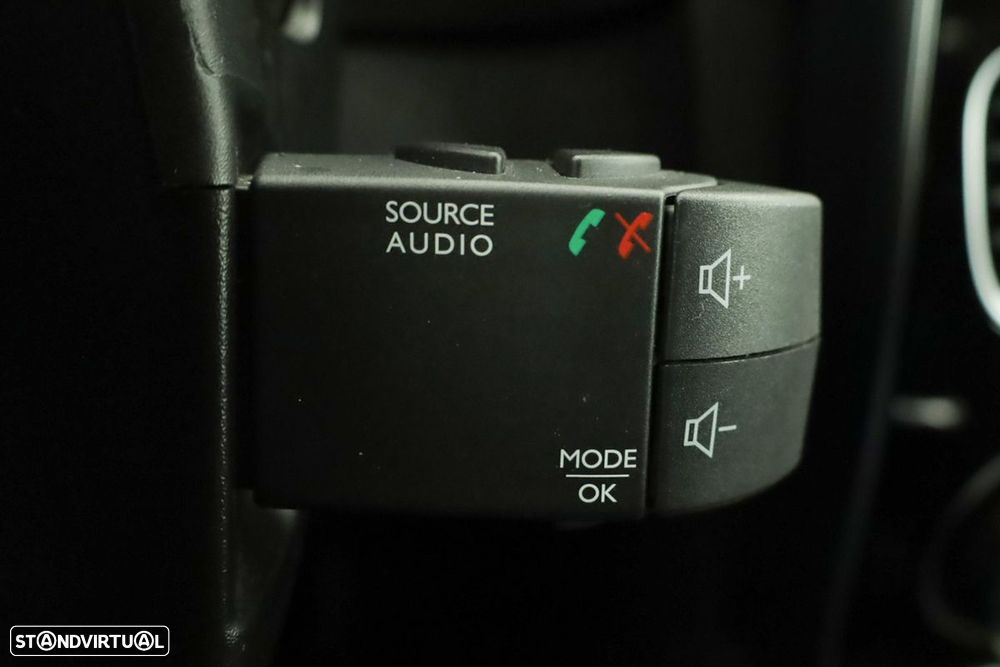 Renault Clio Sport Tourer 0.9 TCe GT Line - 19