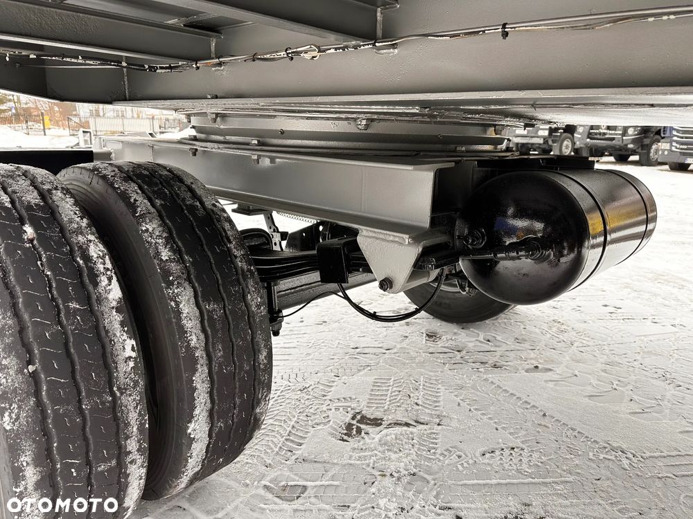 Meiller HKM LAWETA NISKOPODWOZIOWA / UCHWYTY DO KONTENERÓW / - 8