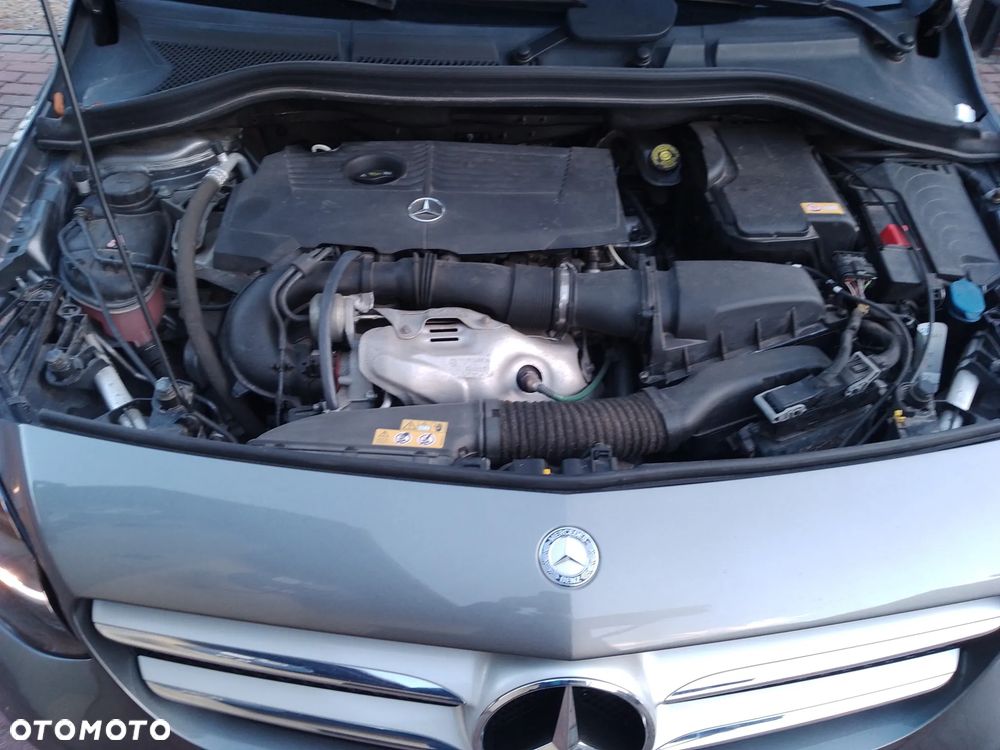 Mercedes-Benz Klasa B 180 Style - 28
