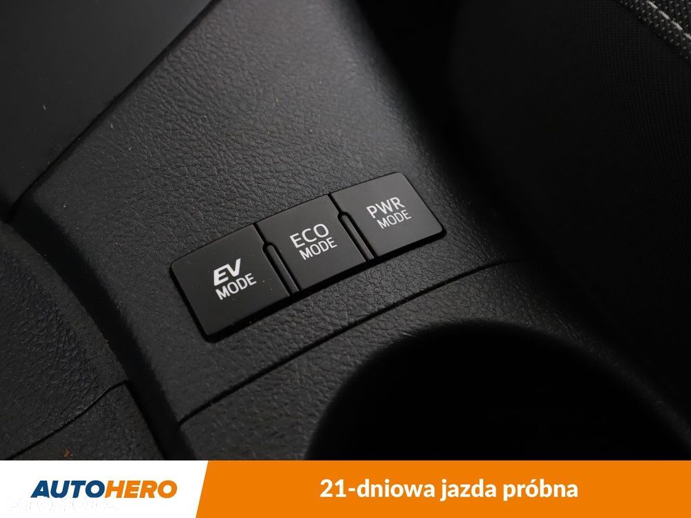 Toyota Auris - 29