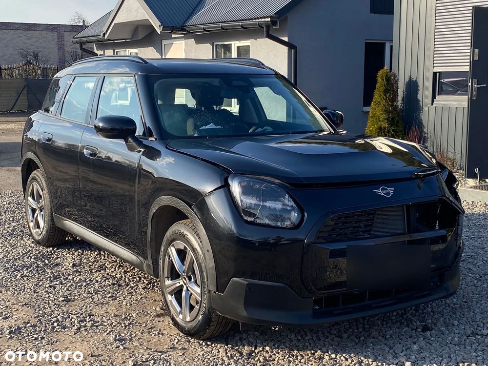 MINI Countryman ver-c-mhev-linia-essential - 3