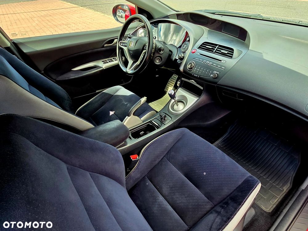 Honda Civic 1.8i-VTEC Sport - 11