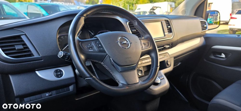 Opel Vivaro 2.0 177KM 5-osób Automat 8-biegów - 15