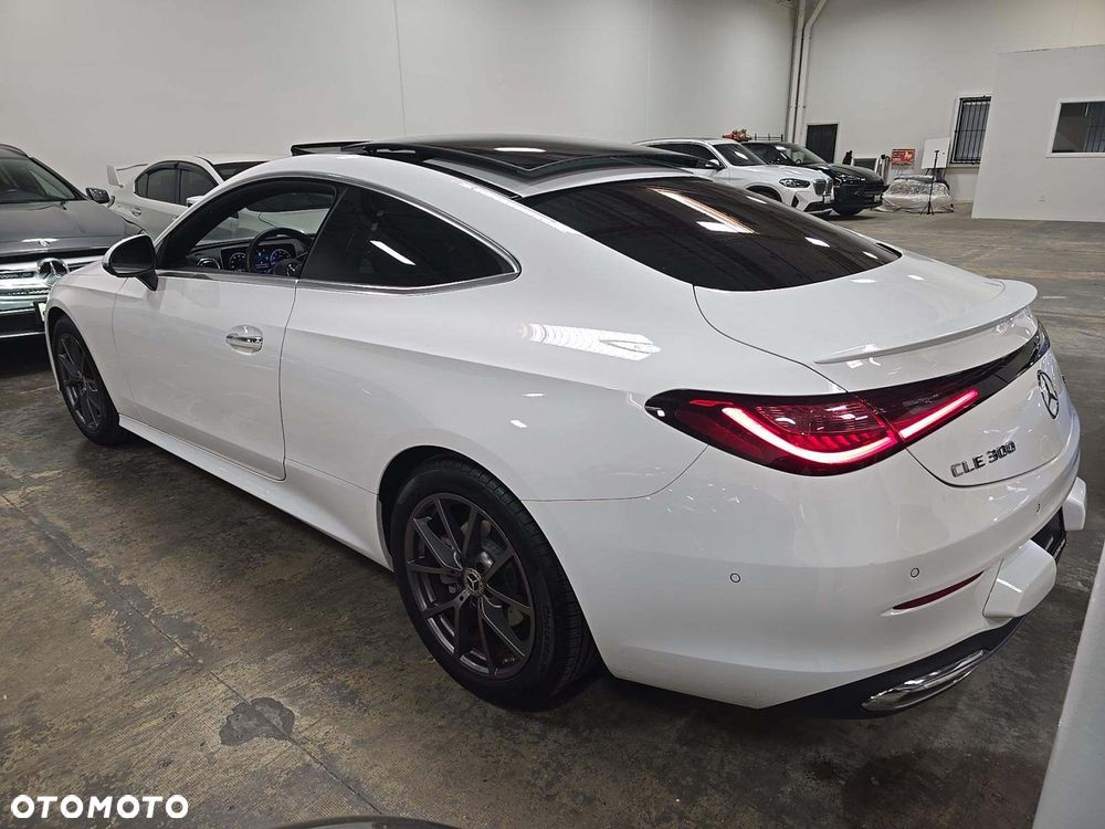 Mercedes-Benz CLE 300 4Matic 9G-TRONIC Edition AMG Line - 3