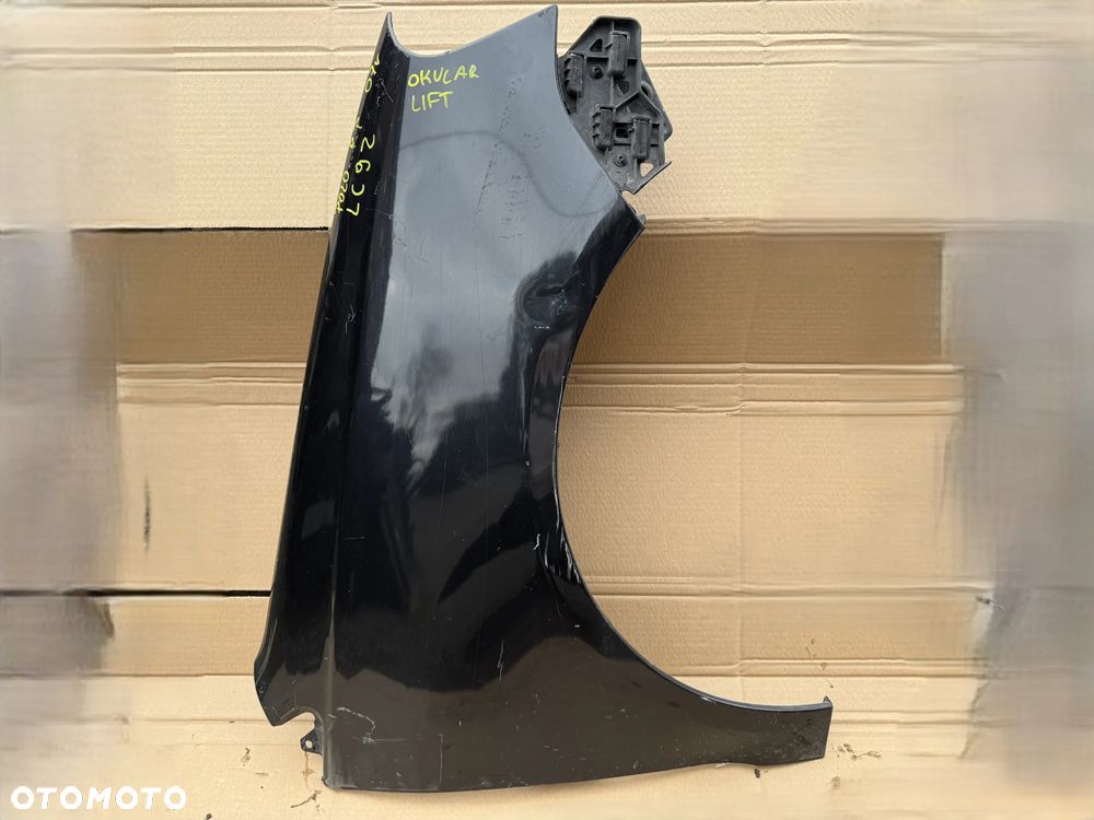 Błotnik prawy Volkswagen Polo Okular 9N lift LC9Z