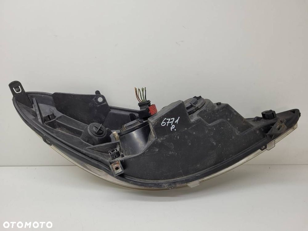 LAMPA PRZÓD LEWA PEUGEOT 206+ PLUS EUROPA 9686606780 - 9