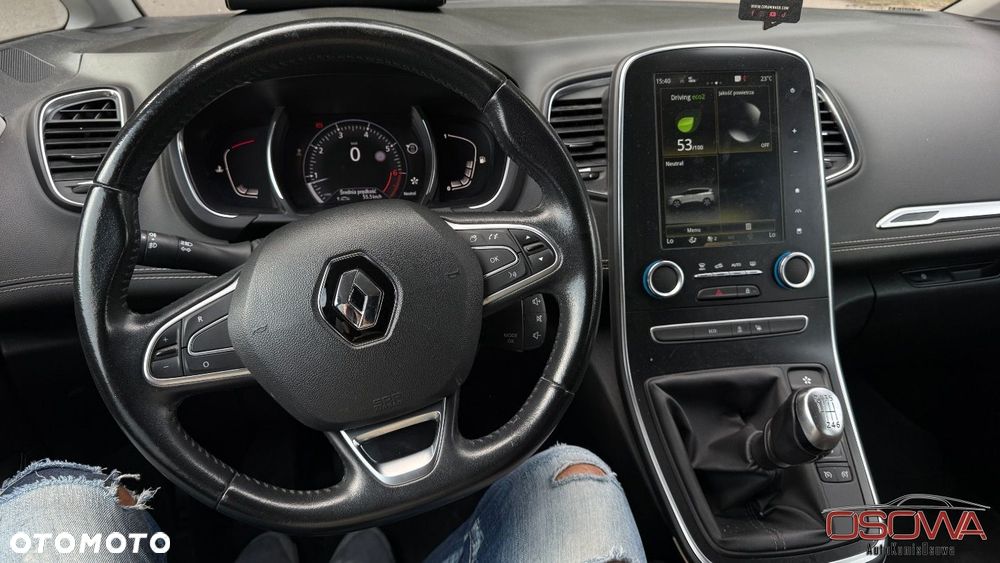Renault Grand Scenic - 22