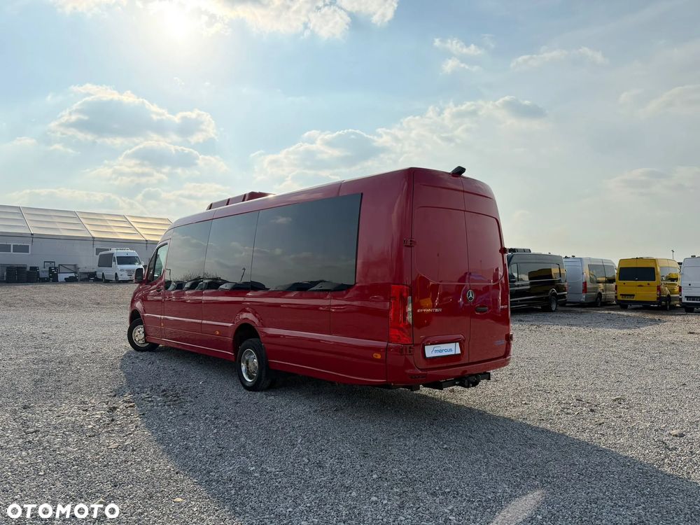 Mercedes-Benz Sprinter 519 - 13